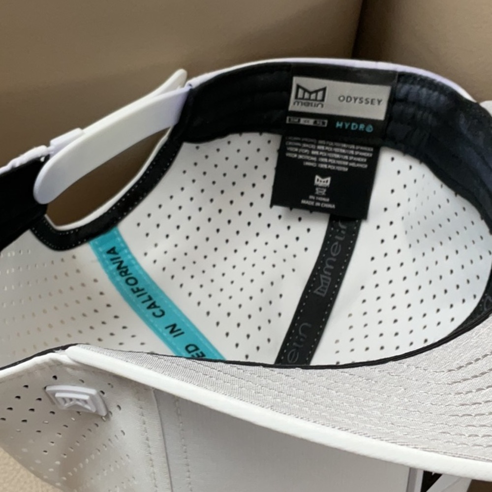 Mens Melin Odyssey Hydro cap, white. - Picture 5 of 5